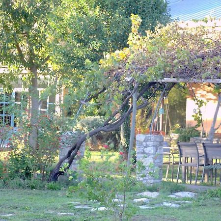 Mas Du Petit Claux Hotel Barbentane Eksteriør billede